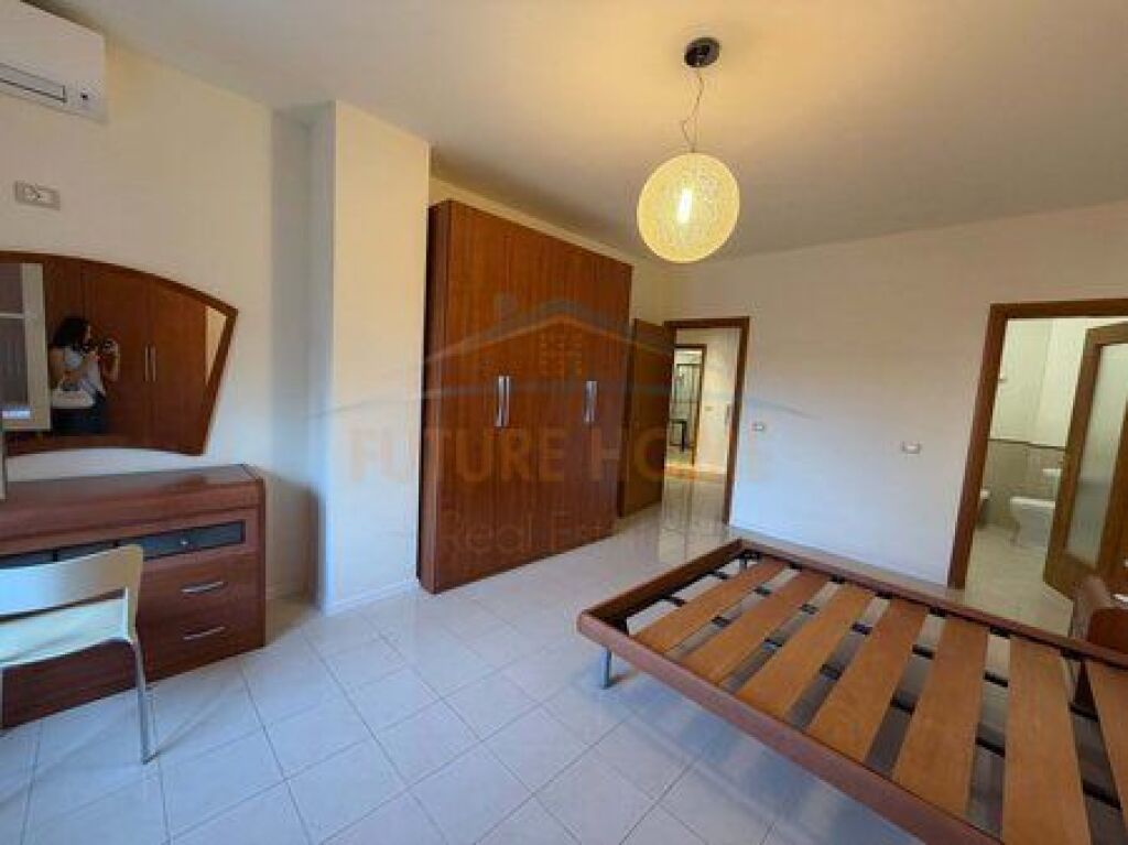 Rent, Apartment 2+1+2, Artistic Lyceum