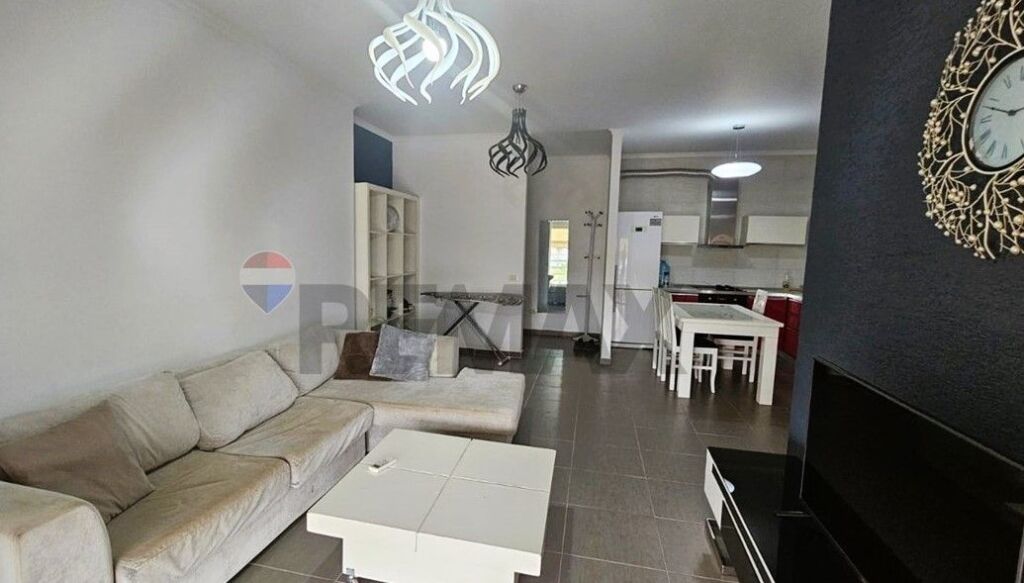 Appartamento 2+1 in affitto in Via Elbasani  ID: 530181101-416