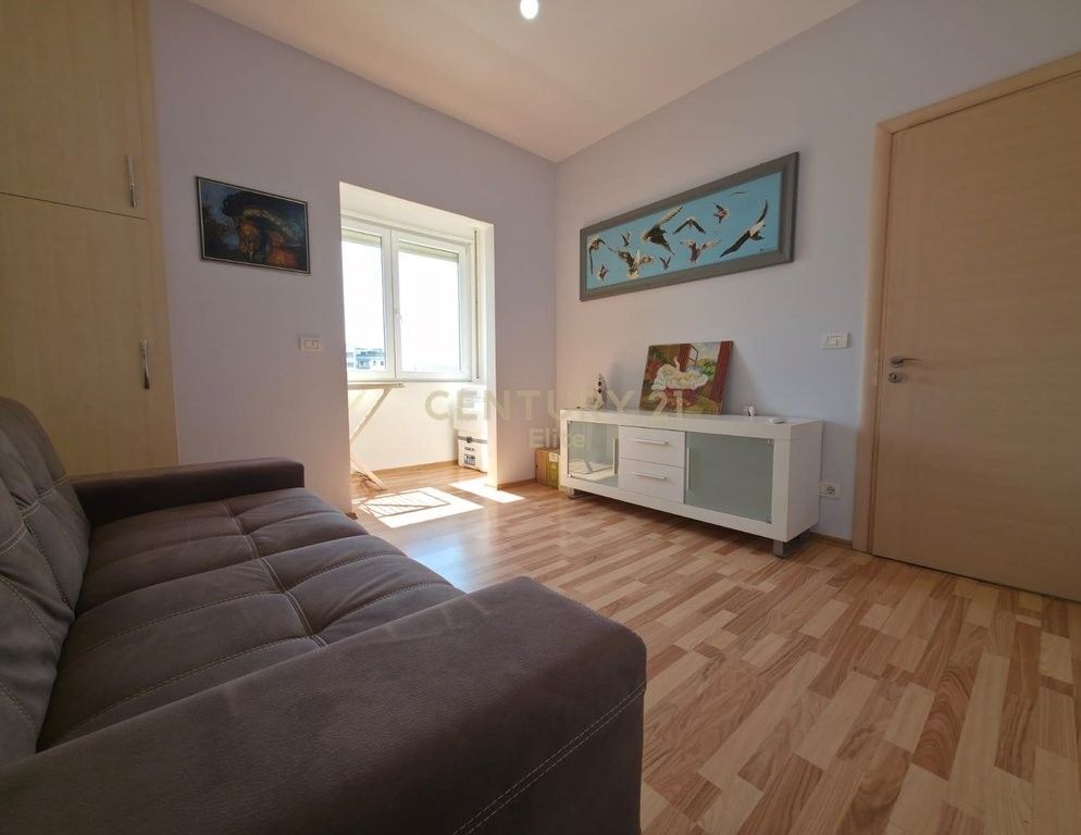 🏠 2+1 APARTMENT FOR RENT + PARKING SPACE – ELECTRIC MARKET