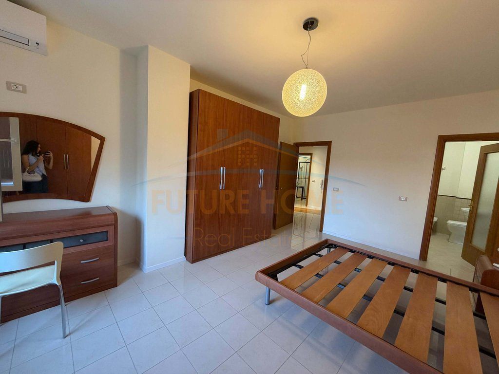 Qera, Apartament 2+1+2, Liceu Artistik