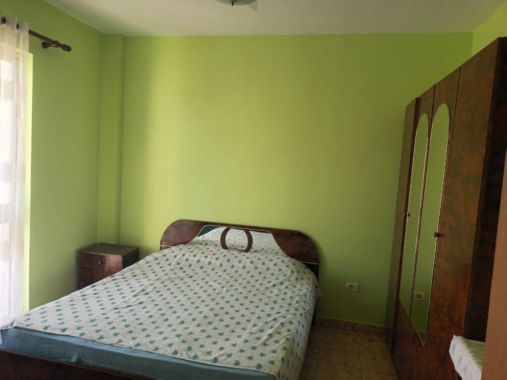 Apartament 1+1 per qera Mali i Robit !