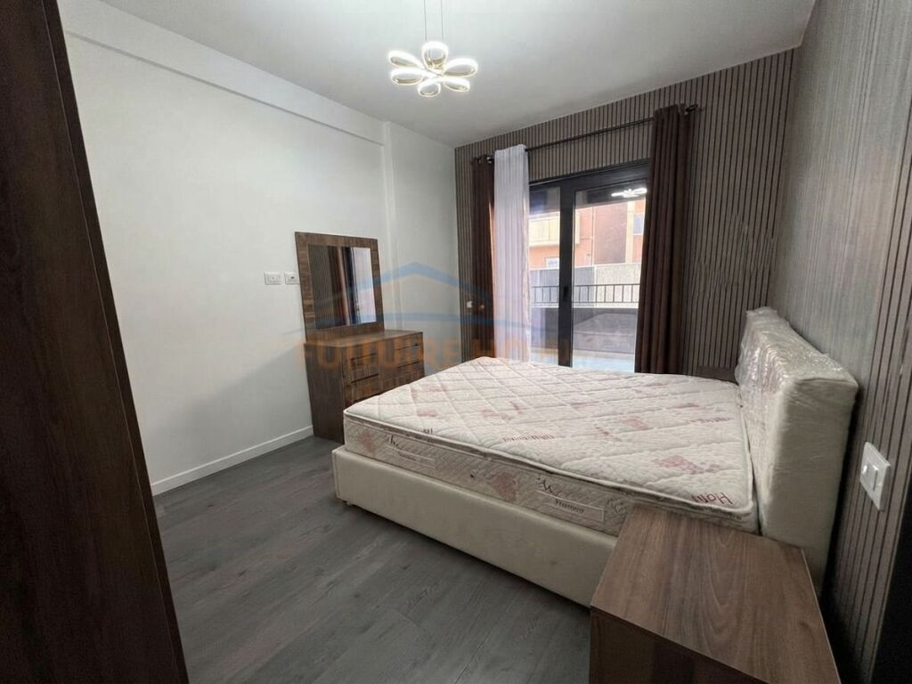 Rent, Apartment 2+1+2, Elbasanit Street