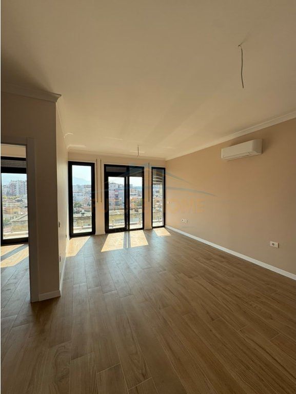 Affitto, Appartamento 2+1, Via Dibra, Tirana