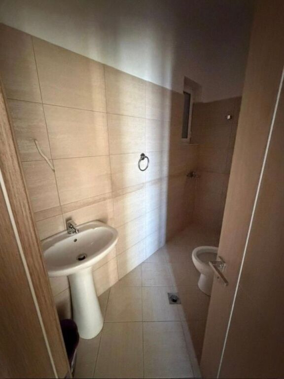 Apartament me qera 2+2+1 ne sarande