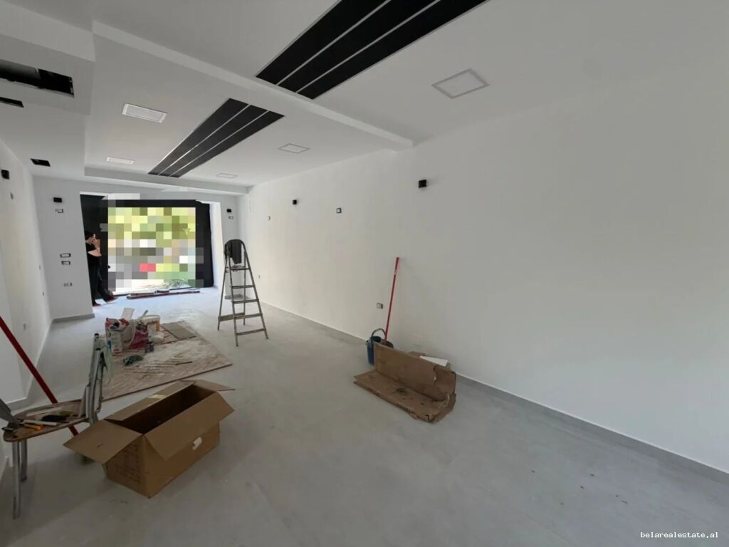 Dyqan Me Qera Tek Rruga E Durresit (ID BD21944) Tirane