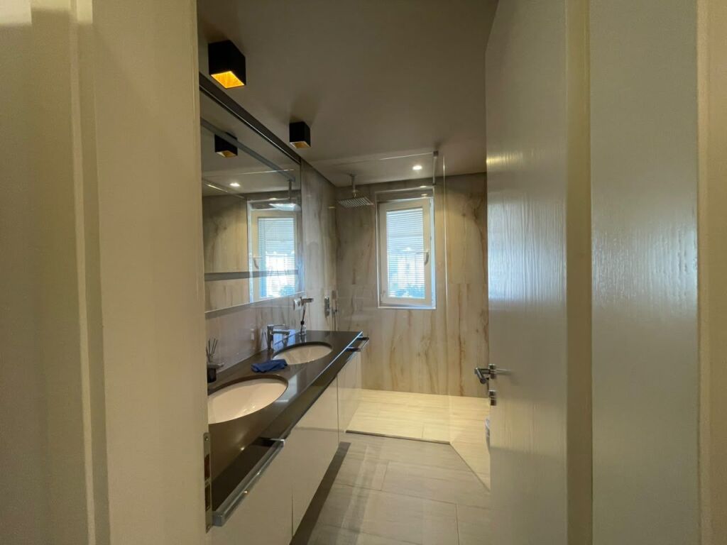 Apartament Dublex 2+1 per qira tek 21-Dhjetori.
