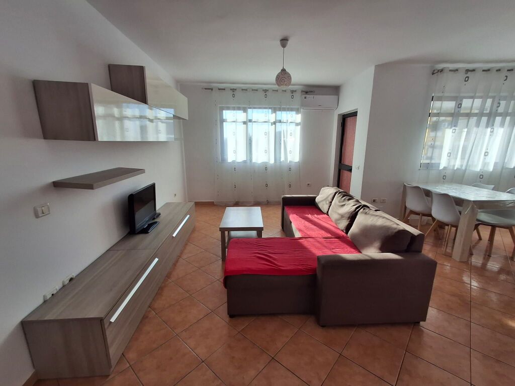 Affitto | Apartament 2 + 1 | Laprakë | 450 €/mese