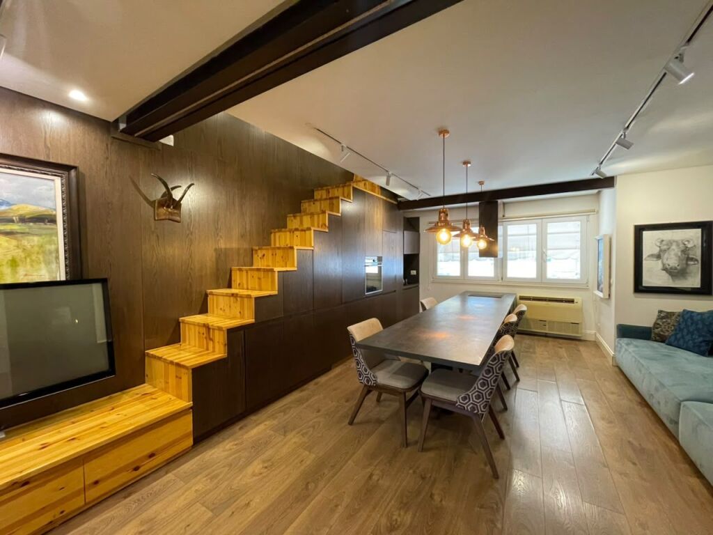 Apartament Dublex 2+1 per qira tek 21-Dhjetori.