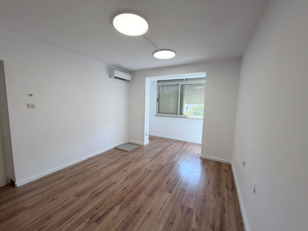 🏠 APPARTAMENTO IN AFFITTO 1+1 per abitazione o ufficio – 21 DICEMBRE