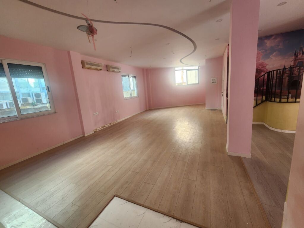 BUSINESS PREMISES FOR RENT