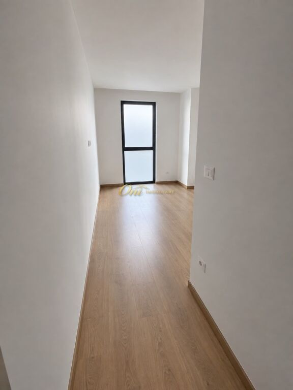 AIR ALBANIA STADIUM, OFFICE SPACES FOR RENT