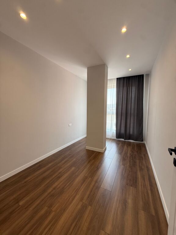 Apartment 2+1 for rent in Sauk with parking space newly furnished