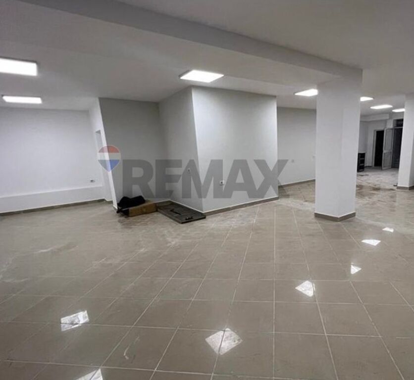 Ambjent komercial prane ish-Tregut Elektrik!! ID: 530391016-260