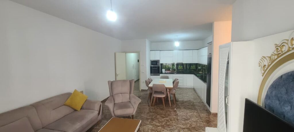 Apartament 2+1+2WC Me Qera Tek Kompleksi Green City  ID 5524
