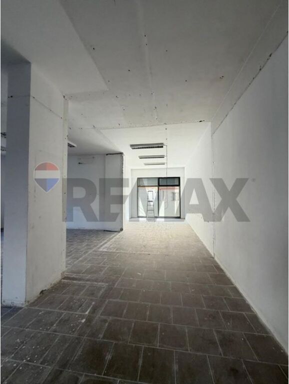 Shop - For Rent - Him Kolli Street, Tirana(ID: 530261059-412)