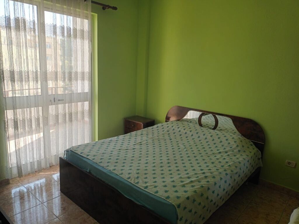 Apartament 1+1 per qera Mali i Robit !
