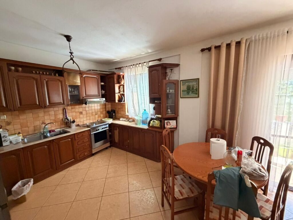 APARTMENT FOR RENT 2+1 "ADJACENT TO HOTEL QUEEN PARISIT MUNICIPALITY" 550 EURO