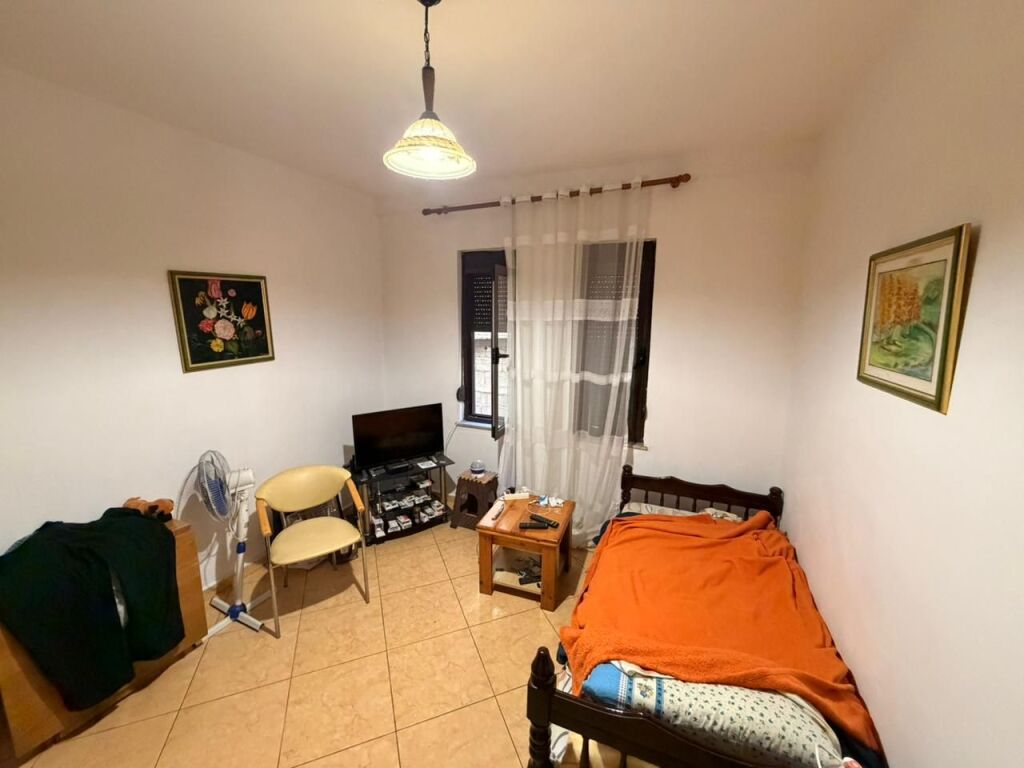 APARTMENT FOR RENT 2+1 "ADJACENT TO HOTEL QUEEN PARISIT MUNICIPALITY" 550 EURO