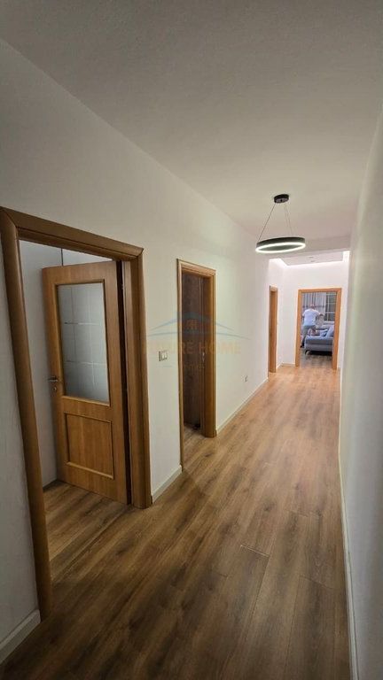 Qera , Apartament 2+1 , Selite , Tirane
