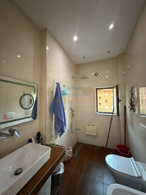 Qera, Apartament 2+1, Myslym Shyri, Tirane