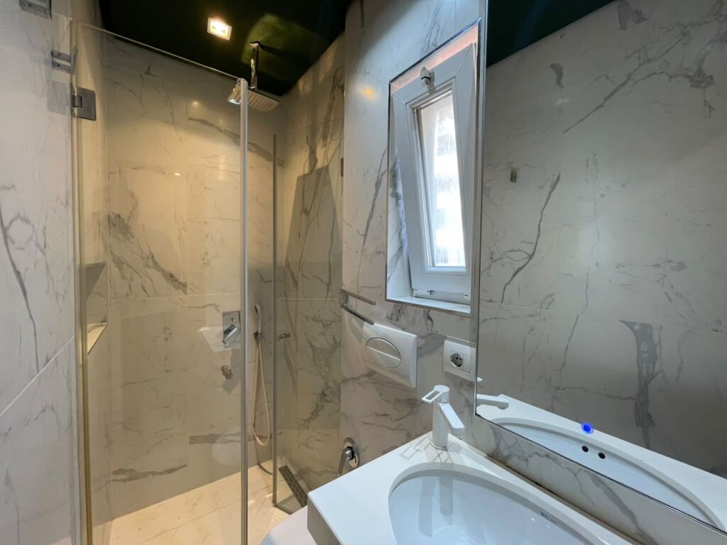 Apartament Dublex 2+1 per qira tek 21-Dhjetori.