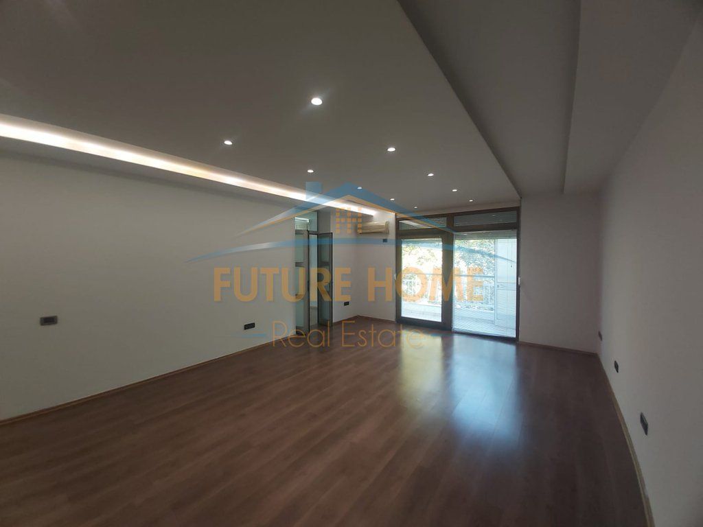 Rent, Office space, Former Exhibition