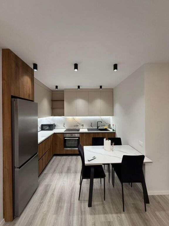 Laprake, jepet me qira apartment 1+1! 700 Euro