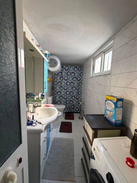 🏡 JEPET ME QIRA SHTËPI PRIVATE 2+1 – RRUGA KUMINI, DURRËS