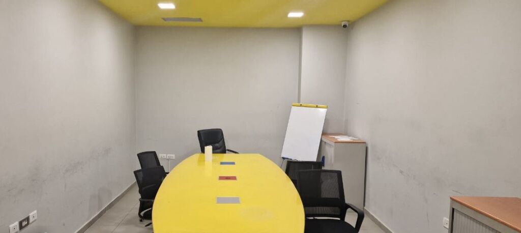 Rent | Ambjent Biznesi | Rruga e Kavajës | 16000 €/month