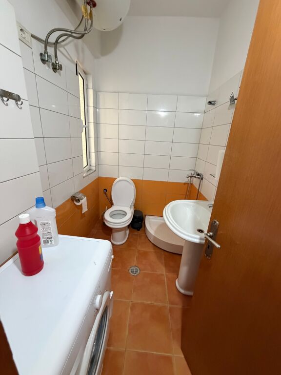 Apartament me qera 2+2+1 ne Sarande
