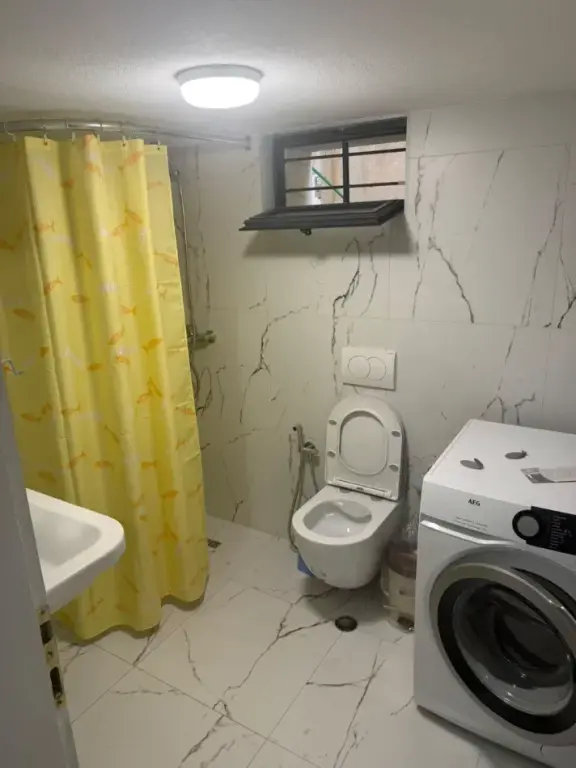 Qera | Shtëpi private 1 + 1 | prane UET | 400 €/muaj