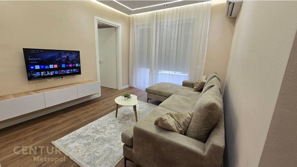 Apartament 1+1 me Qera, Rruga Mine Peza, Donika Center