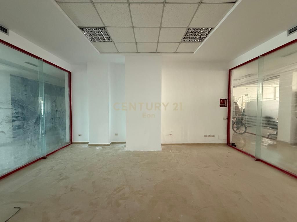 Commercial Space for Sale in Vollga, Durres - 65,000€ | 55 m²
