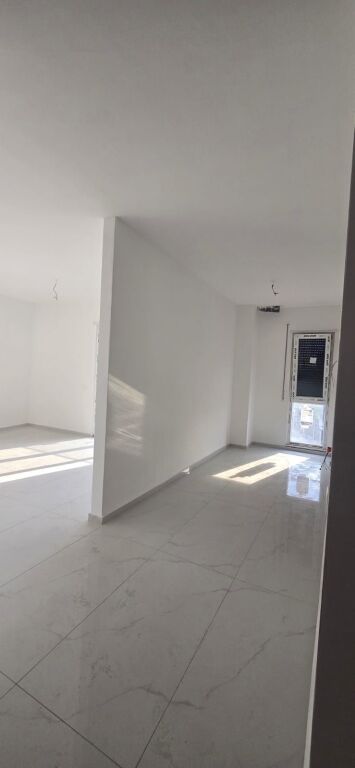 Office for Rent 2+1 Near the New Boulevard (ID BZ21054) Tirana