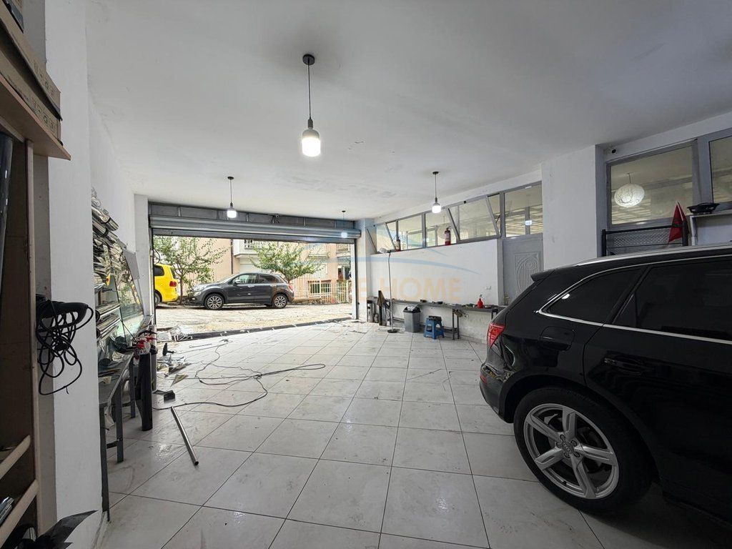 For sale, Business Unit, Fresk, Tirana