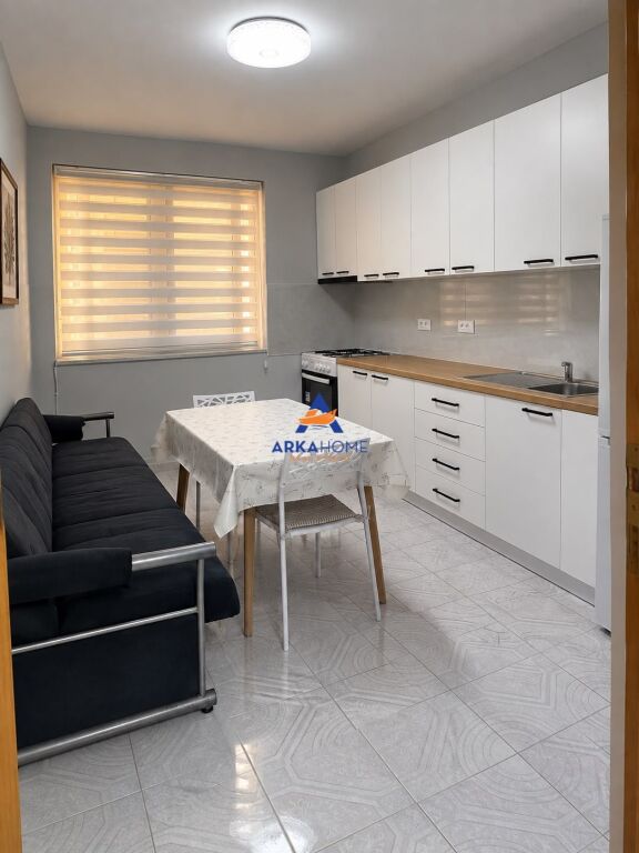 JEPET APARTAMENT 1+1 ME QERA "BLLOK " 57.000 LEKE