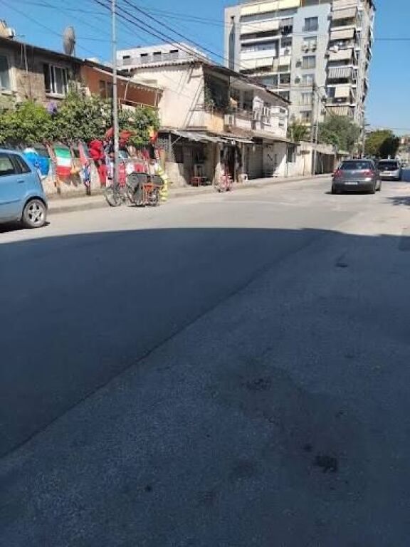 Shitet, Apartament 2+1, Jordan Misja , Tirane