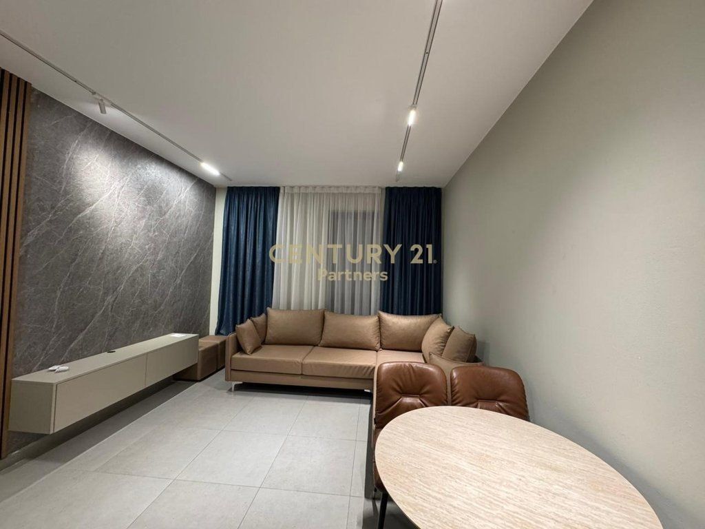 AFFITTASI APPARTAMENTO 1+1 A UNAZE TE RE!! /Mese 55.000 Lek /Mese