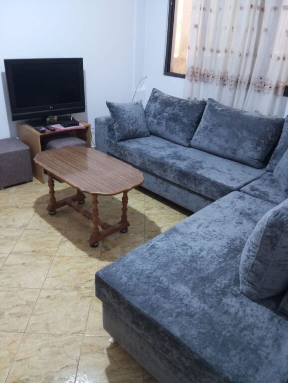 APPARTAMENTO 1+1 30,000 LEKE EX MERCATO ELETTRICO