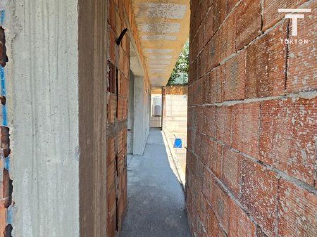 SHITET, VILË INDIVIDUALE, SHKOZË, TIRANË