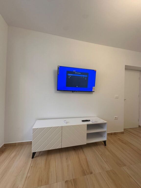 Appartamento 1+1 in affitto – Vicino all'Economico &amp; al Museo delle Scienze !