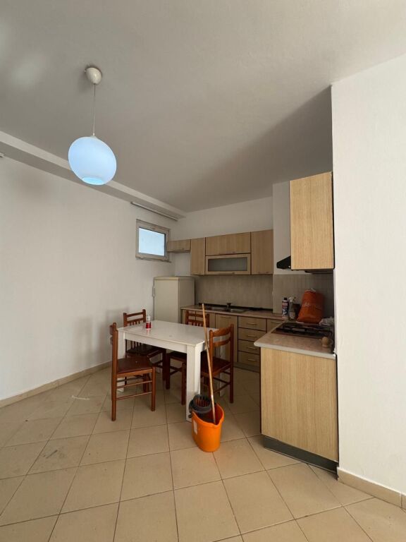 Apartament me qera 1+1 - 📍Jordan Misja ,prane kompleksit Gener 2- 450 mije leke