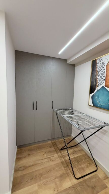 Apartament 2+1+2 per qira te Liqeni i Thate !