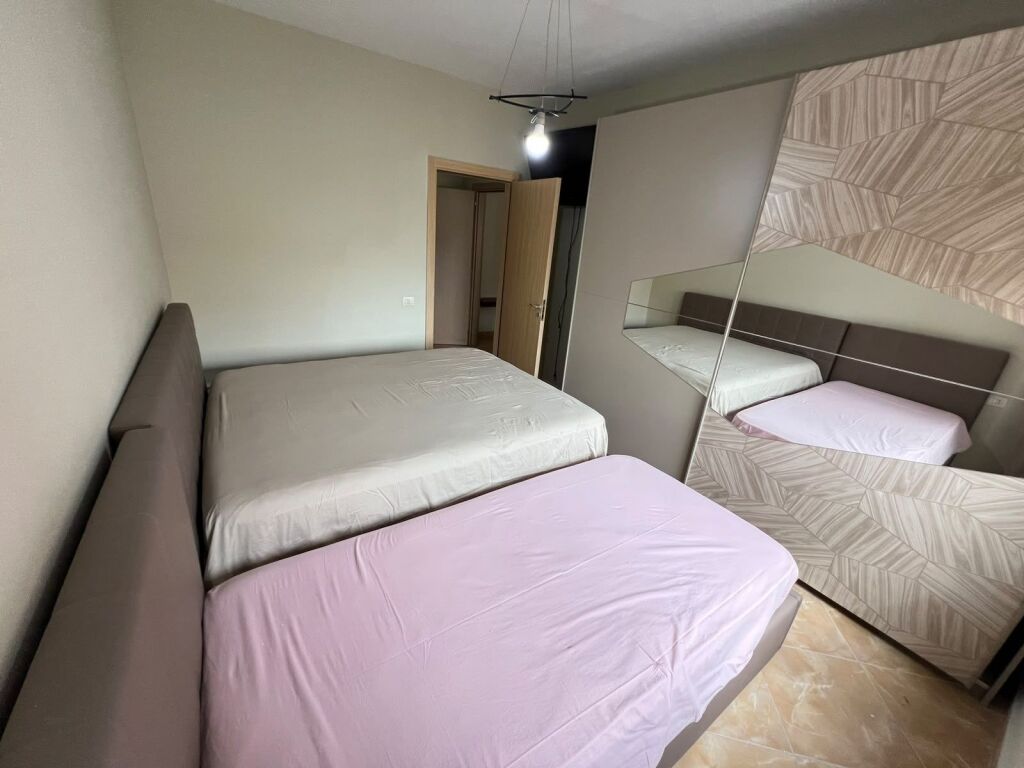 Apartament Me Qera 2+1 Tek Tregu Elektrik (ID B2202101) Tirane