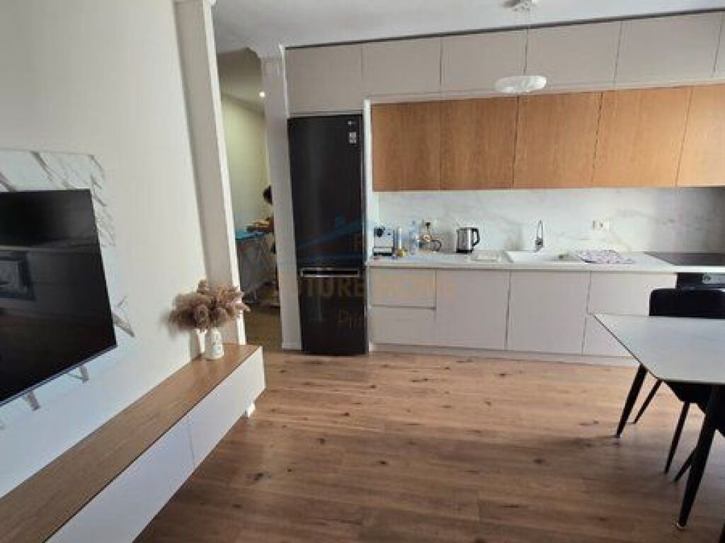 Qera , Apartament 2+1 , Rruga Dritan Hoxha , Tirane