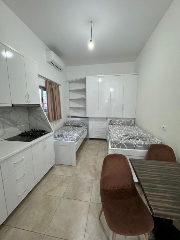 Jepet Garsoniere me qera te Galaktiku ne Durres