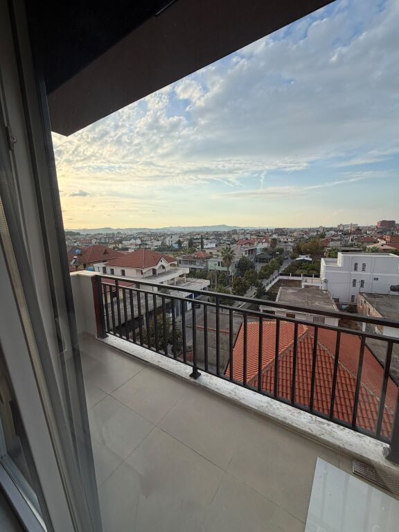Affittasi appartamento 2+1+parcheggio Kamez 500 mila lek