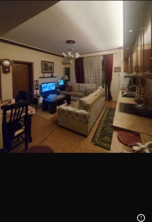 Apartament 2+1 per qera Kombinat !