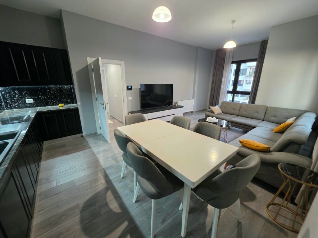 For Rent: 3+1+2 Bathrooms + 1 Parking Space 📍Square 21 Complex⚜️ (Kavaja Street - Near 21 Dhjetori) || Building Year 2021 - 5th Floor - Storage 45m² | €1300/Month