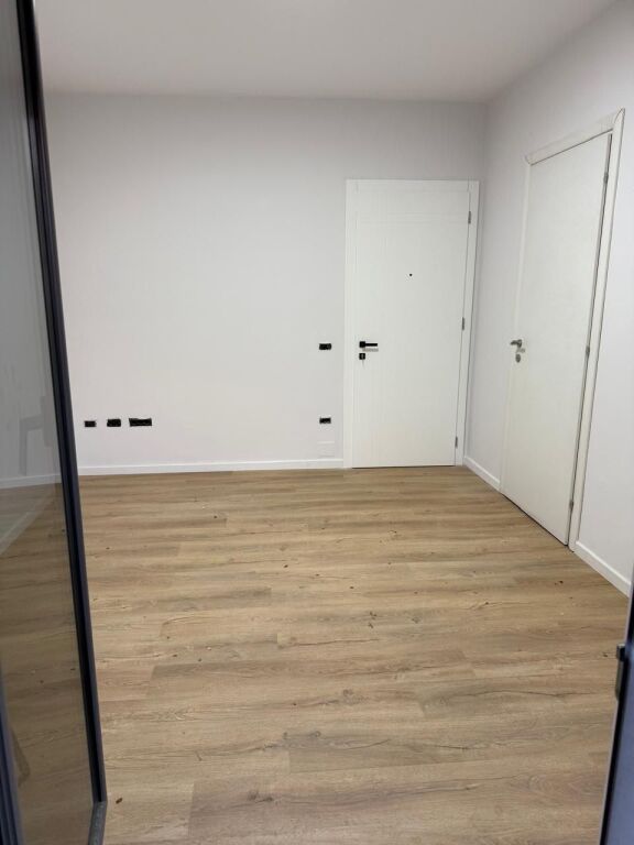 Office for rent near LSI
